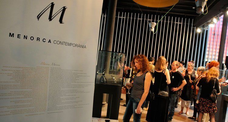 Exposició Menorca Contemporània, exposada a València.