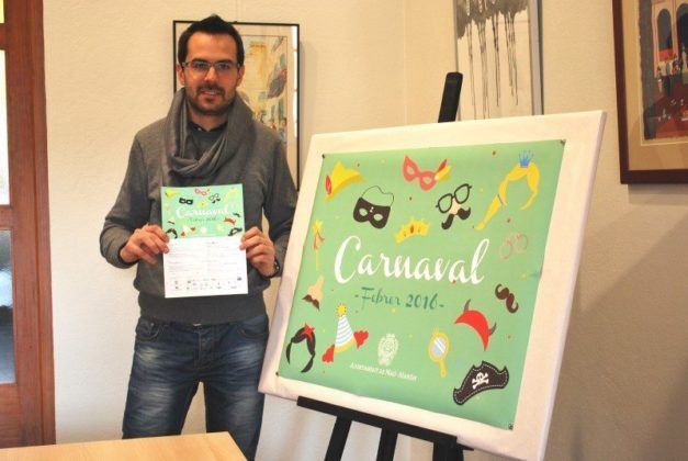 Regidor de Cultura Ajuntament Maó Hector Pons amb el programa de Carnaval
